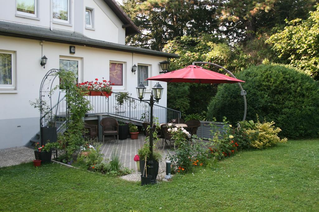 Ferienwohnung Am Kurpark Bad Nenndorf Exterior photo